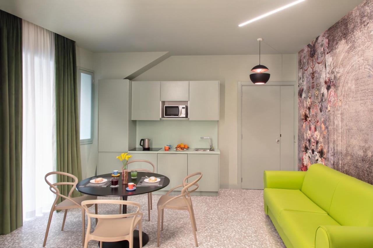Lady Rose Hotel Napoli Eksteriør billede